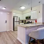 Cozy Studio Near Los Angeles Museum Of Art